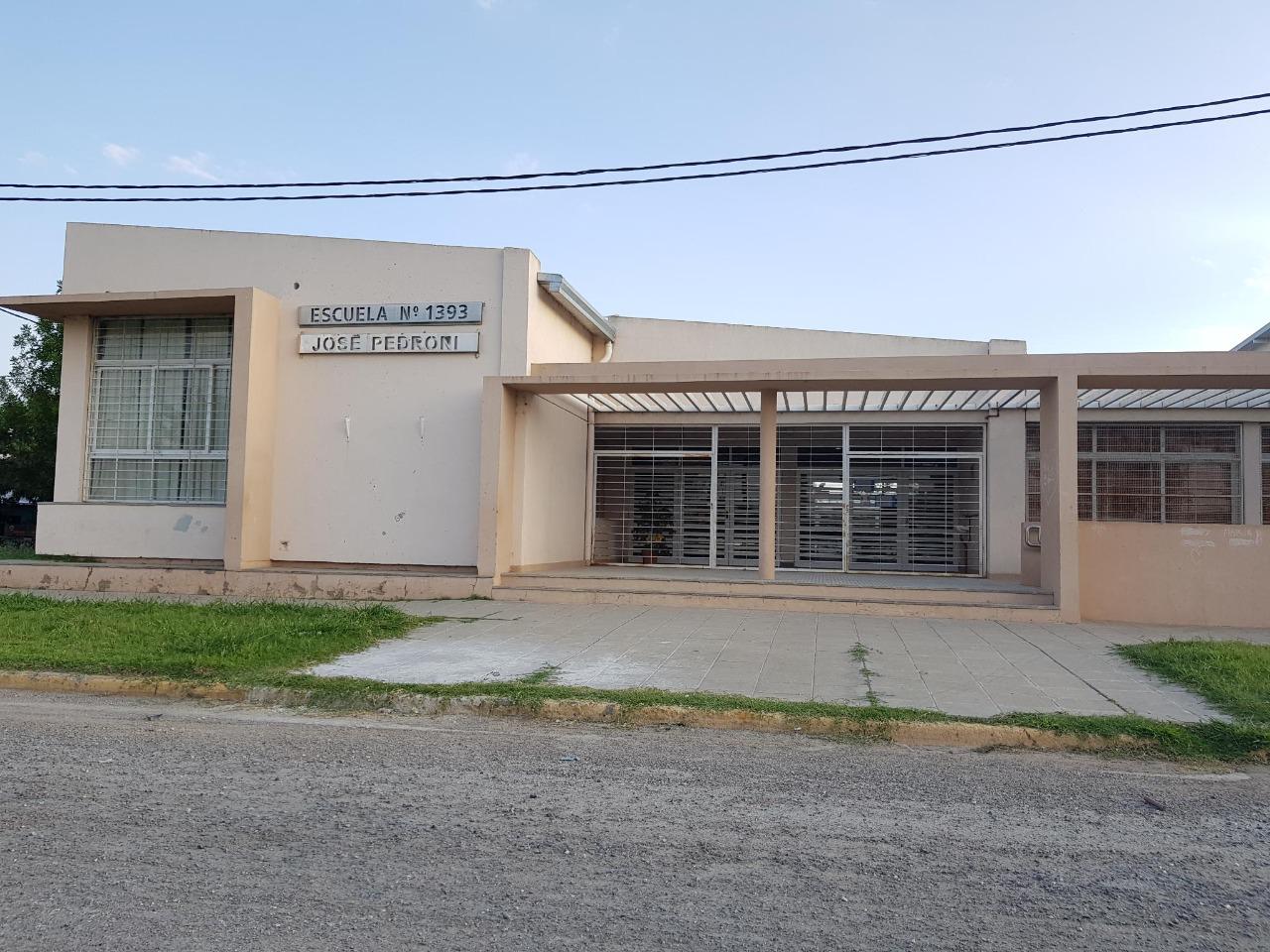 Escuela-1393-José-Pedroni